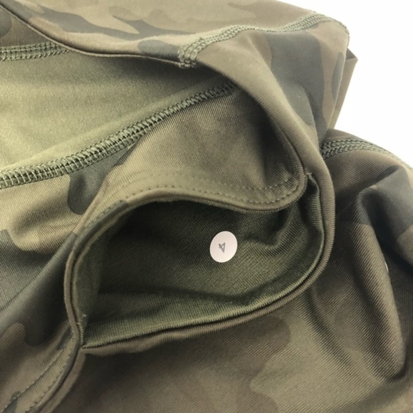 Lululemon Luxtreme Savasana Camo Fatigue Green Cro - Picture 8 of 8